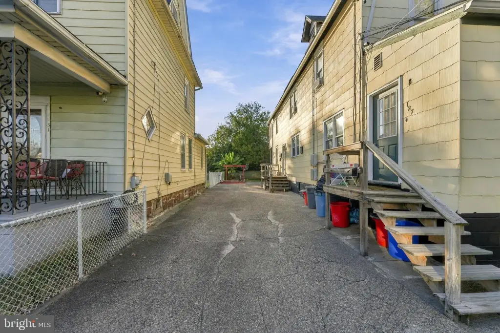 Picture 2