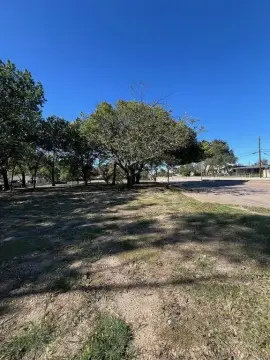 Vacant Corner Lot in Dallas