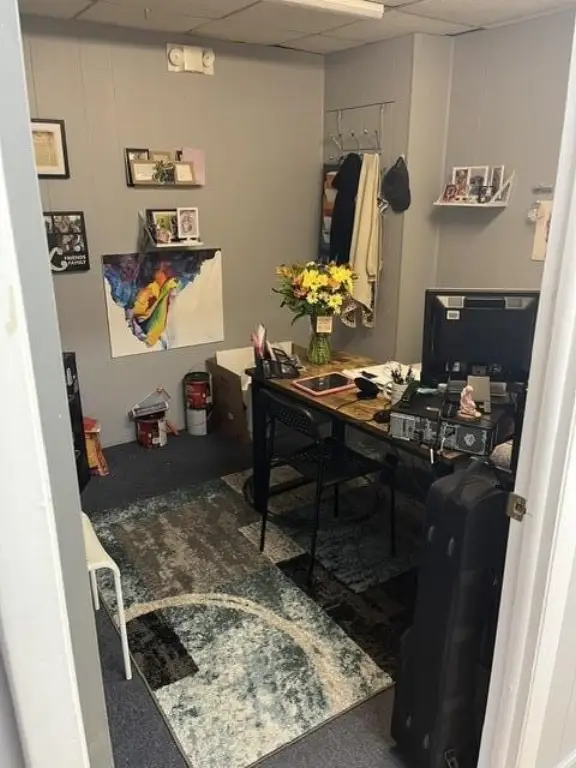 Picture 16