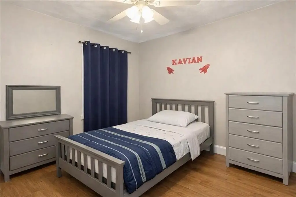Picture 7