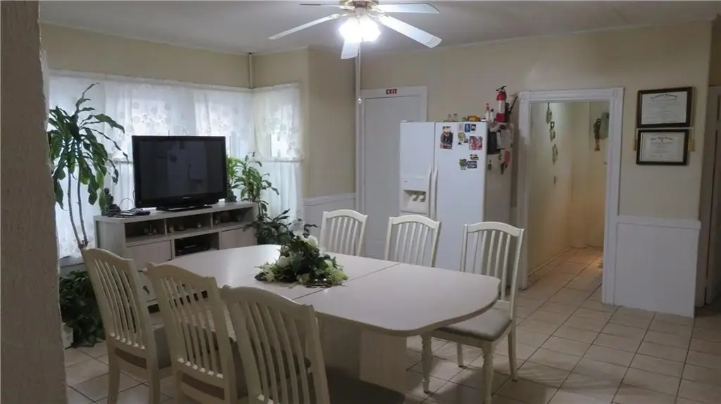 Picture 10
