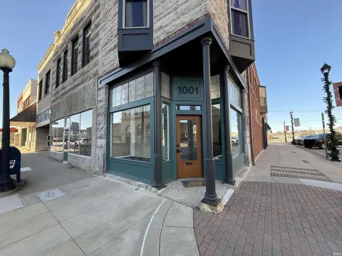 Highly Visible Retail or Office