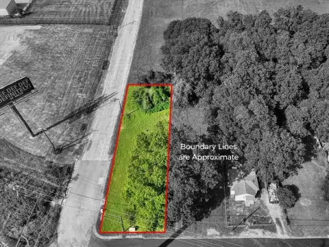 Vacant Corner Lot in Waco