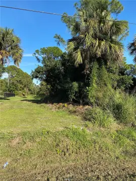 Residential Land in North Port