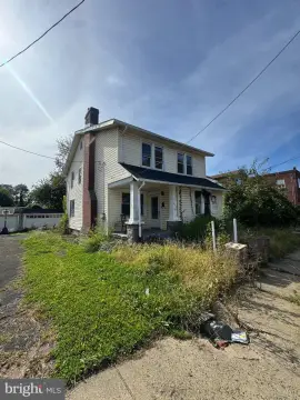 Duplex with Detached Garage