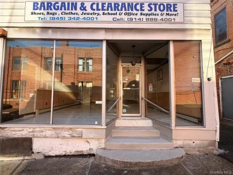 Versatile Retail Space in Middletown