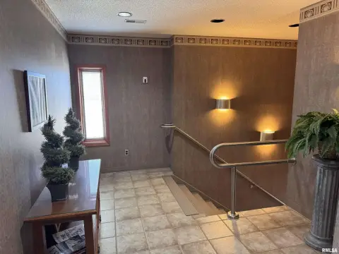 Macomb Office Space For Rent