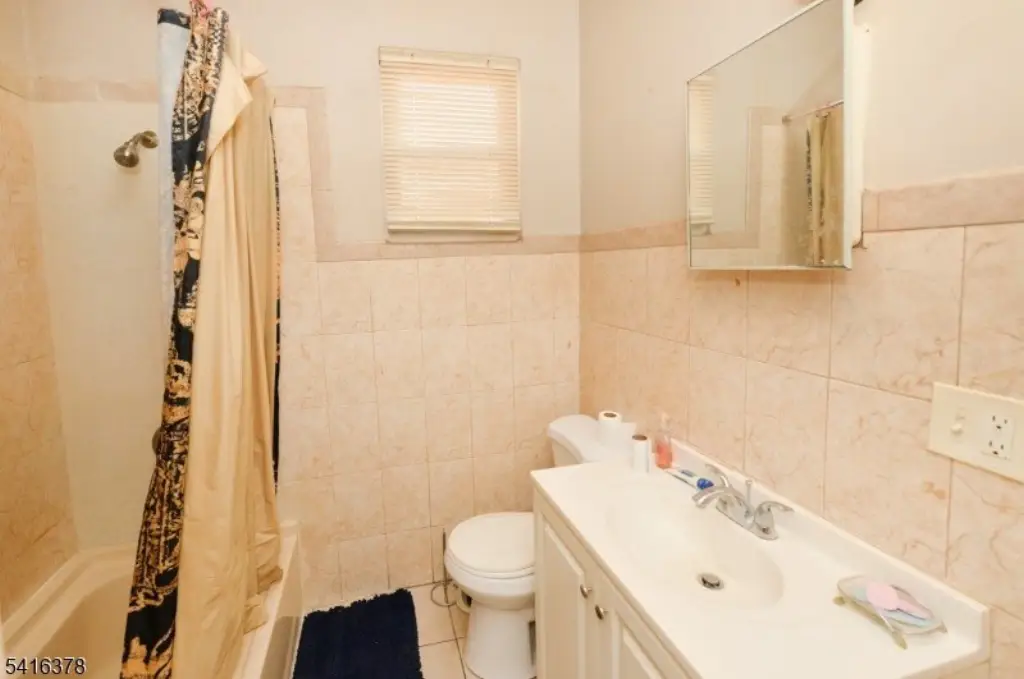 Picture 9