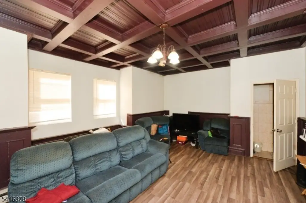 Picture 8