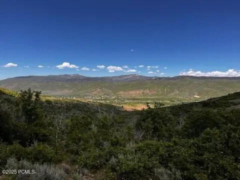 Private 20-Acre Mountain View Parcel
