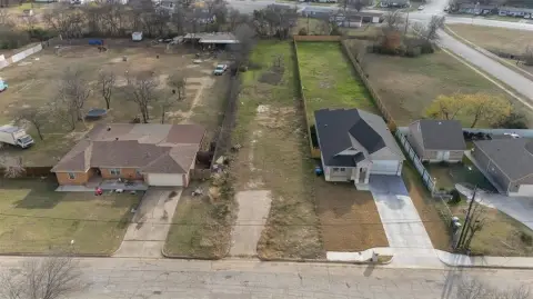 Residential Land in Fort Worth