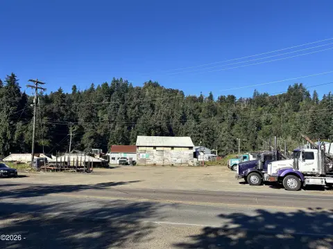 Truck Terminal with Shop
