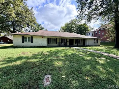 Renovated 11-Bedroom Income Property