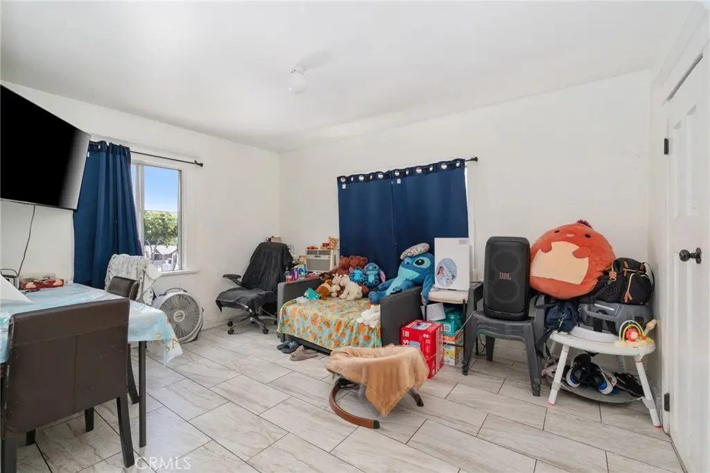 Picture 28