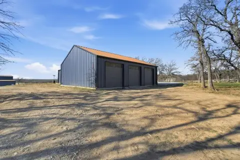 Texas Land with Large Shop