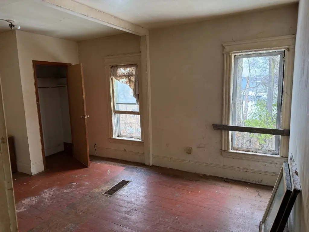 Picture 10