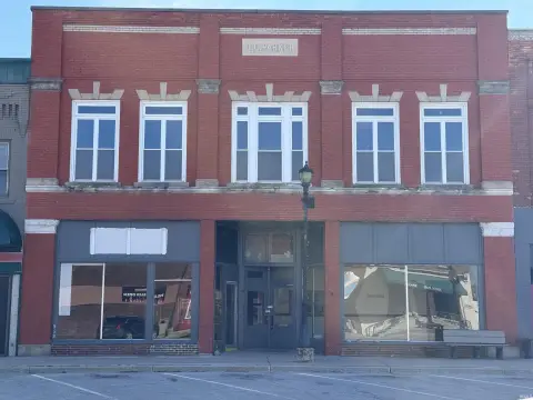 Mixed-Use Building with Income Potential