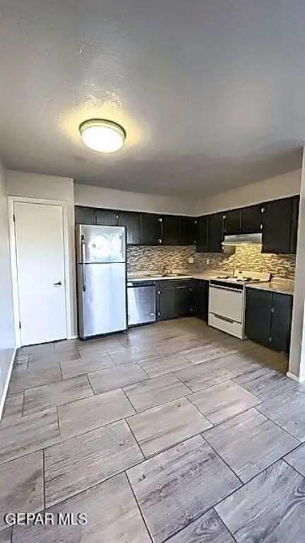 Picture 30