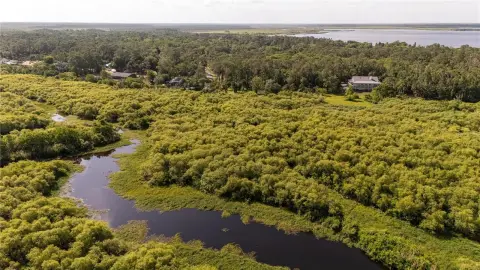 Vacant Land in Stone Island
