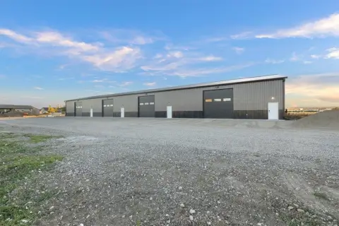 Four-Unit Flex Building