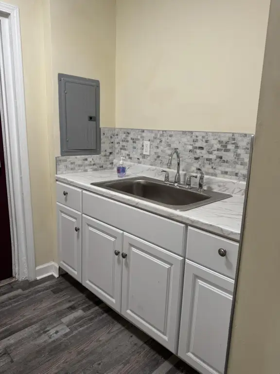Picture 11