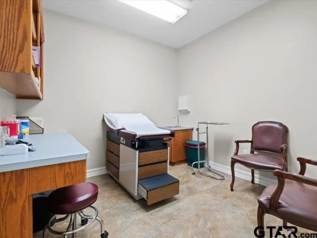 Picture 18