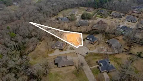 Residential Land in Holly Creek