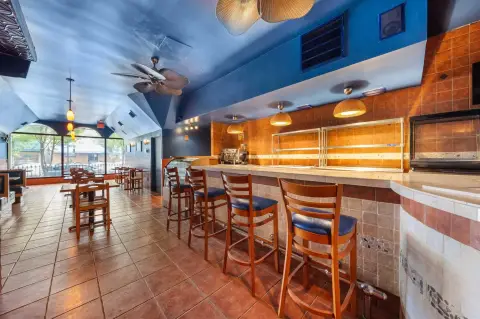 Union City Restaurant Opportunity