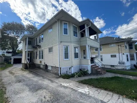 4-Unit Quadplex with Garage
