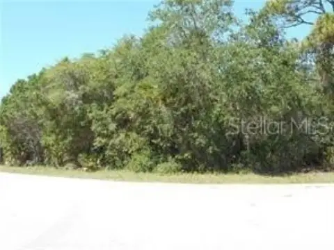 Residential Land in North Port