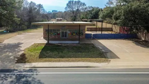 Groveton Commercial Building on Highway