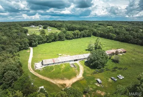 Commercial Property with Storage Potential