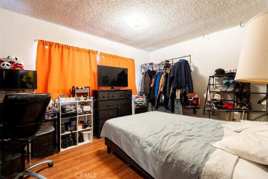 Picture 18