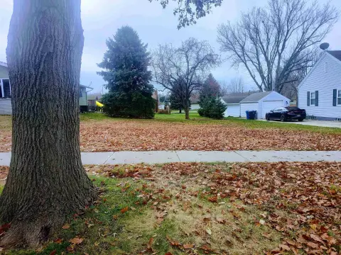 Residential Lot in Established Neighborhood