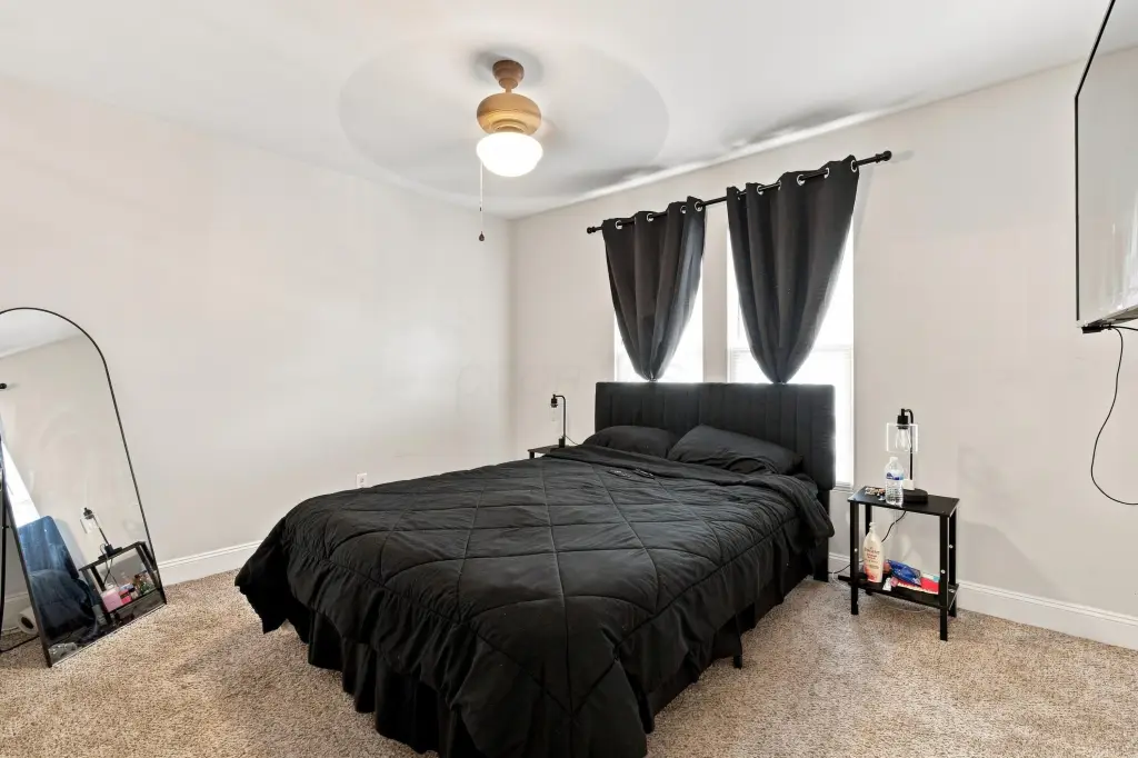 Picture 37
