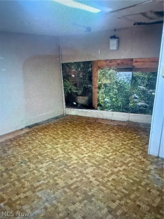 Picture 12