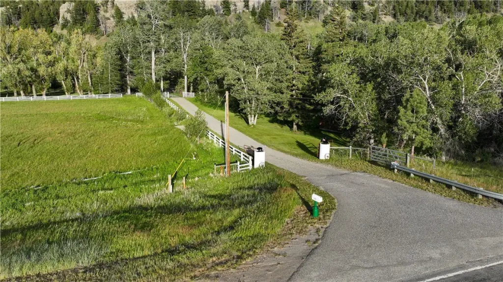 Picture 10