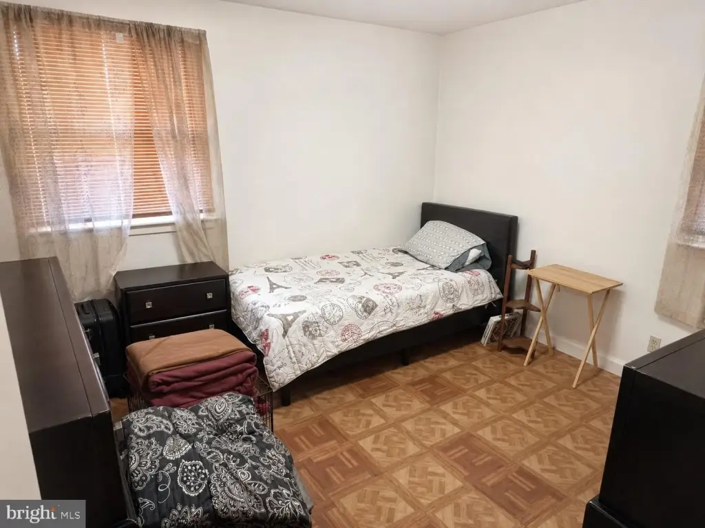 Picture 16