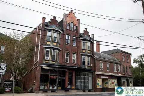 Mixed-Use Property in Bangor Boro