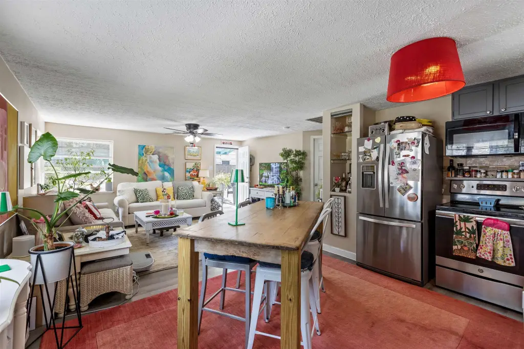 Picture 13