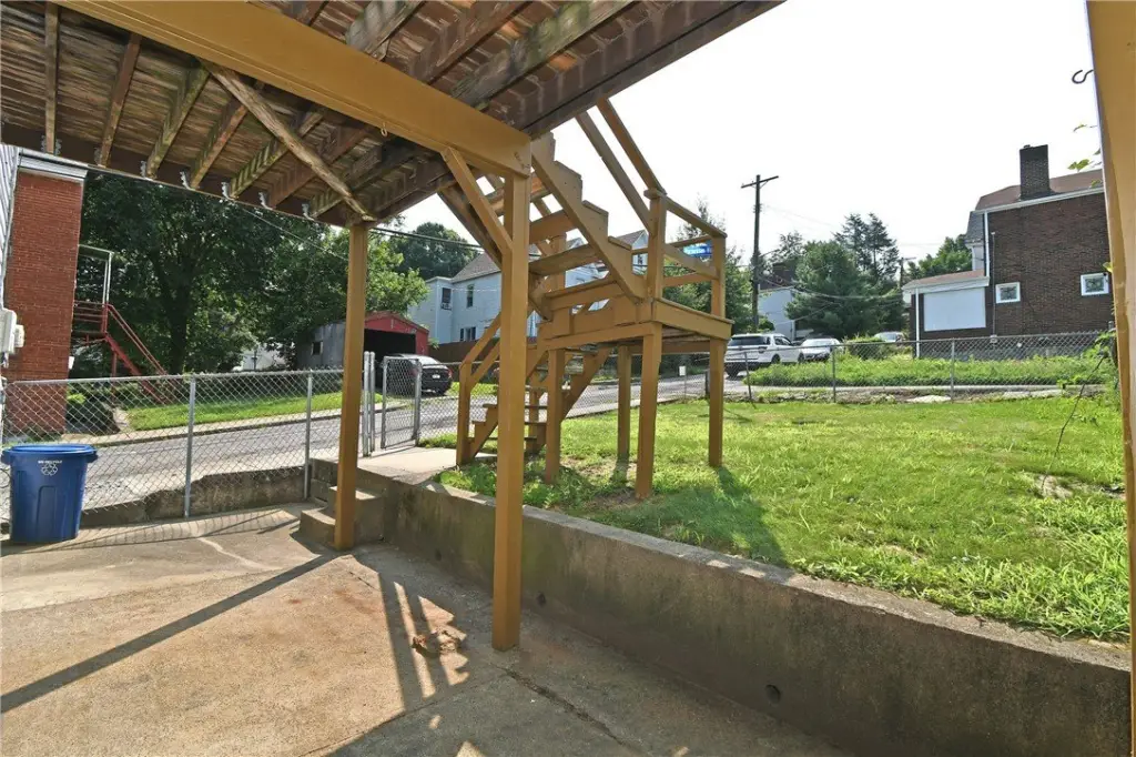 Picture 16