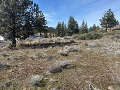 Residential Lot with Mountain Views