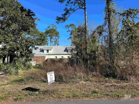 Residential Lots in Bear Point