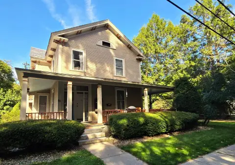 Victorian 7-Unit Multifamily Building