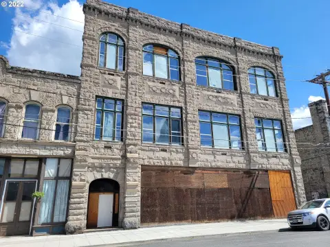 Historic Three-Story Specialty Property
