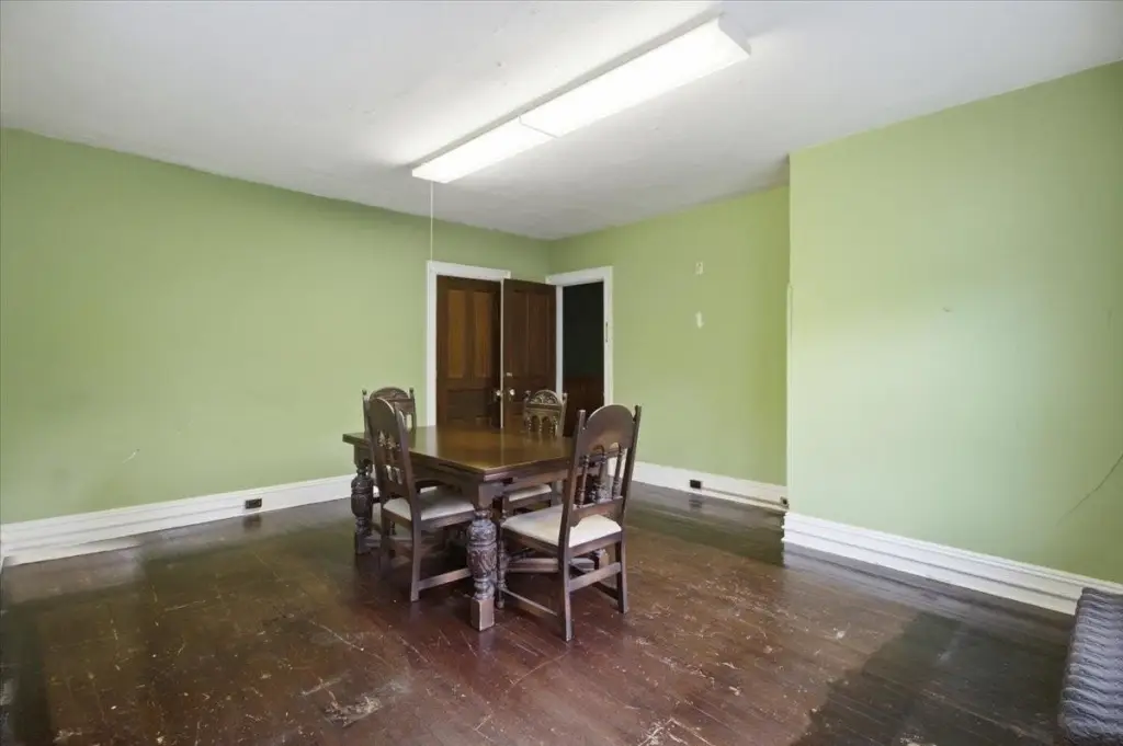 Picture 19