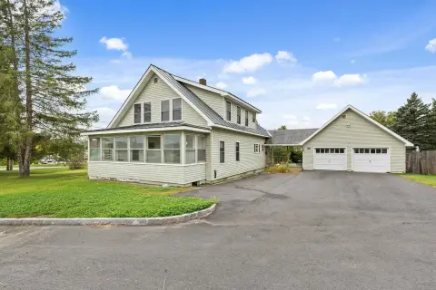 Duplex with Swimming Pool