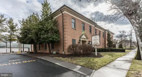 Downtown Winchester Professional Office Building