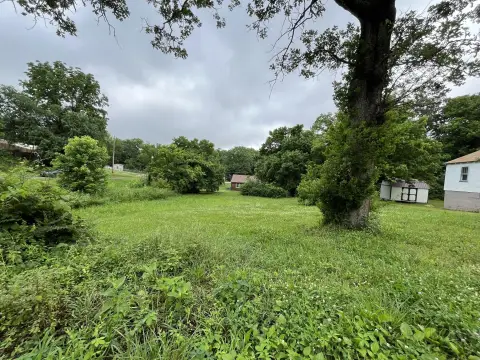 Thayer, MO Residential Corner Lot