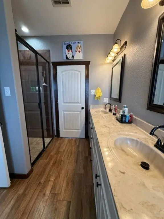 Picture 15